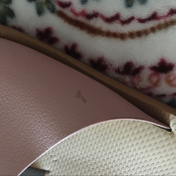 Shade & Shore Mauve Sandals - Picture 5 of 5